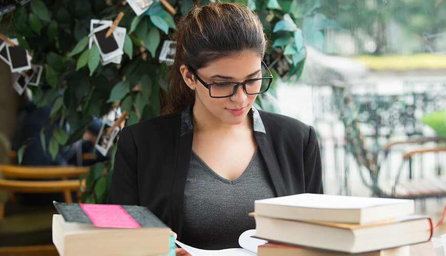 Career Pathways in Building & Construction: What You Need to Know